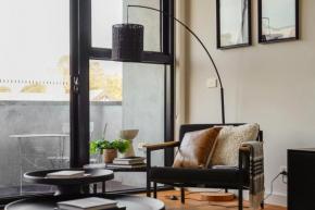 Contemporary 2BR Up & Down Townhouse in Brunswick